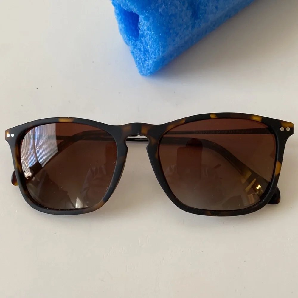 Carfia Vintage Polarized Sunglasses Matte Tortoise Frame Brown Gradient Lenses